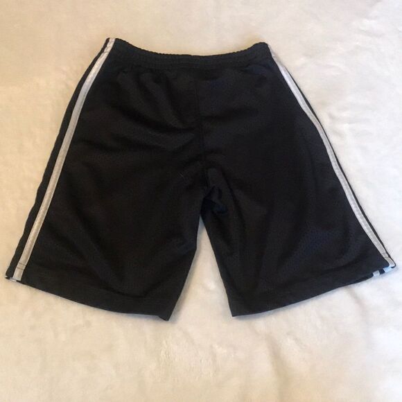 Adidas Black Mesh Athletic Shorts - Size 5 - Picture 5 of 5